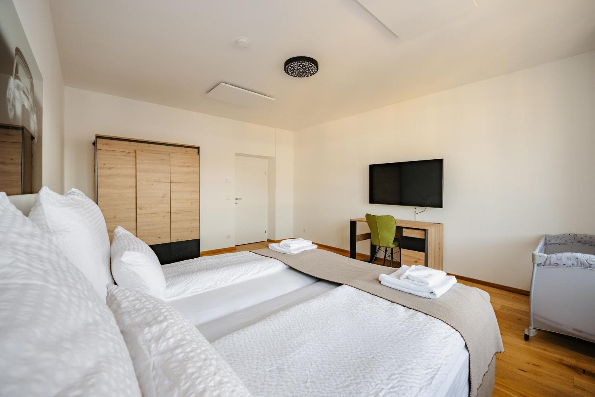 Apartment Tamliving Center Luxury 4 Smart Tv Kitchen Great View *